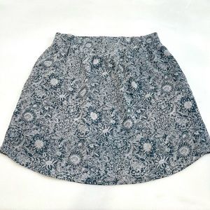 LOFT Blue Mini Skirt With White Flower Pattern Size Small - New With Tags